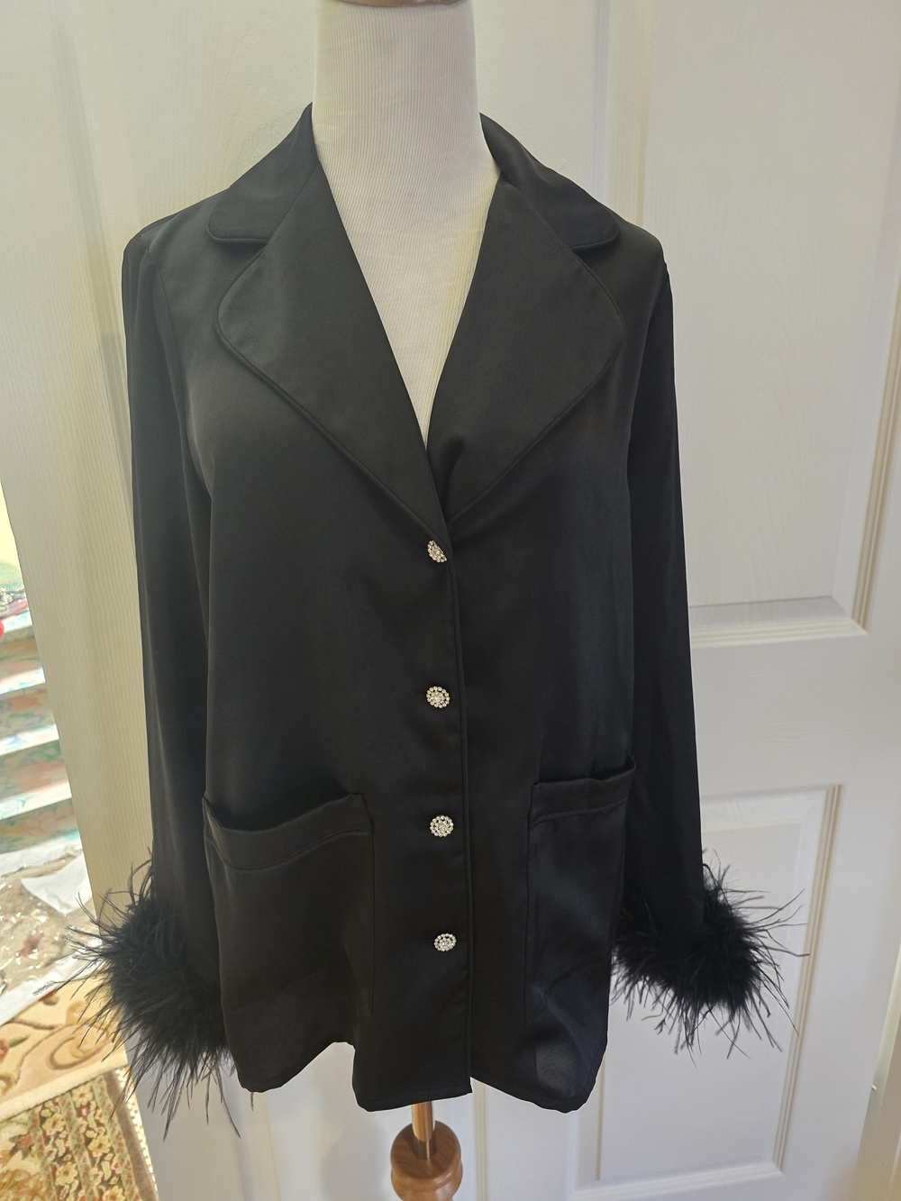 Nadine Merabi Darcie Black Satin Feather Pyjama Top - NWT - Size S/M - Picture 2 of 9